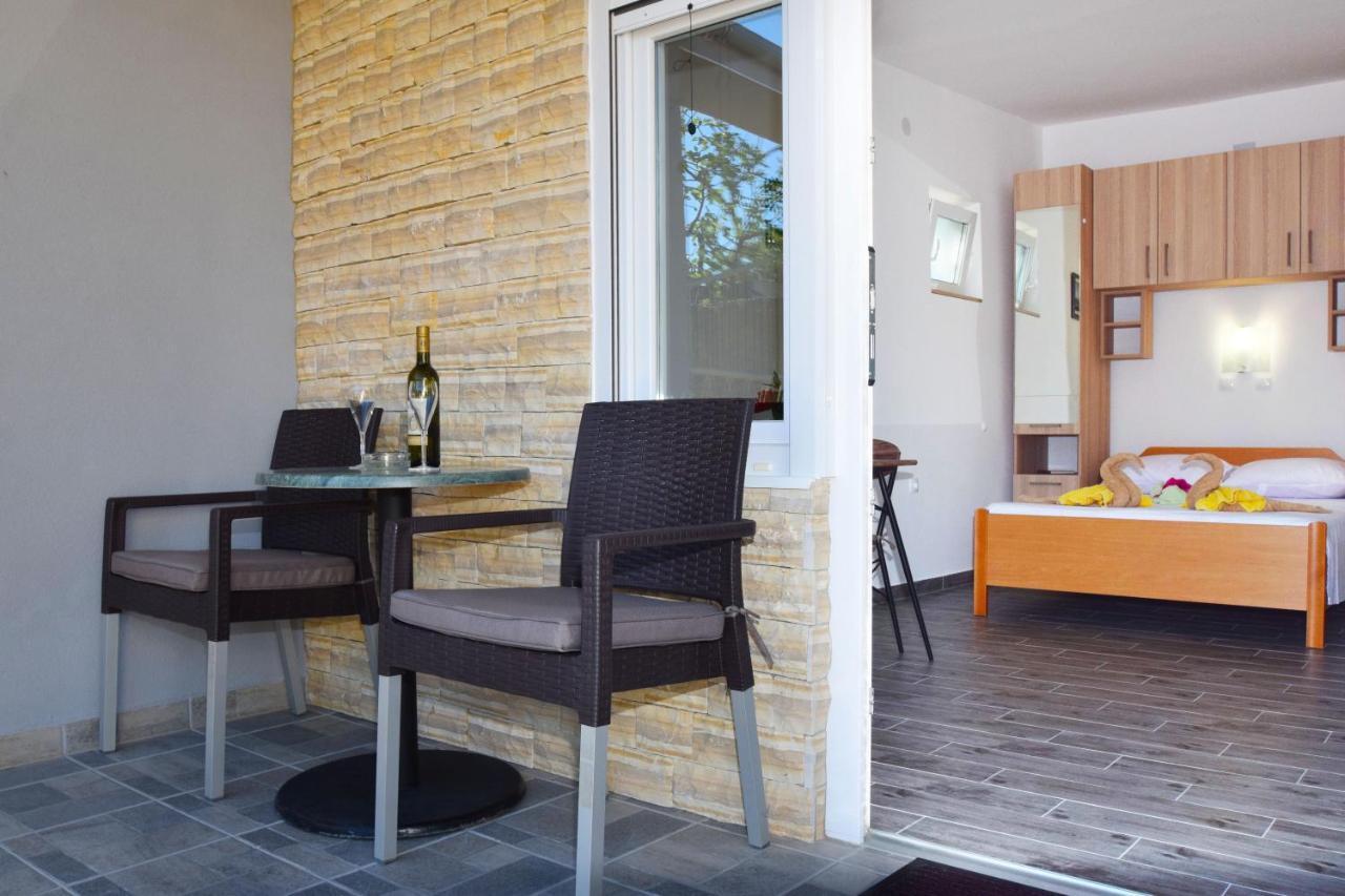Holiday Home Zeljko,Marija & Jakov Starigrad Paklenica Exterior photo