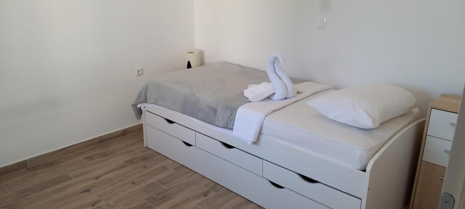Holiday Home Zeljko,Marija & Jakov Starigrad Paklenica Exterior photo